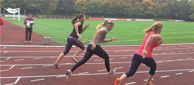 Die ersten Prüfungen für das Abitur 2016 haben begonnen.privat