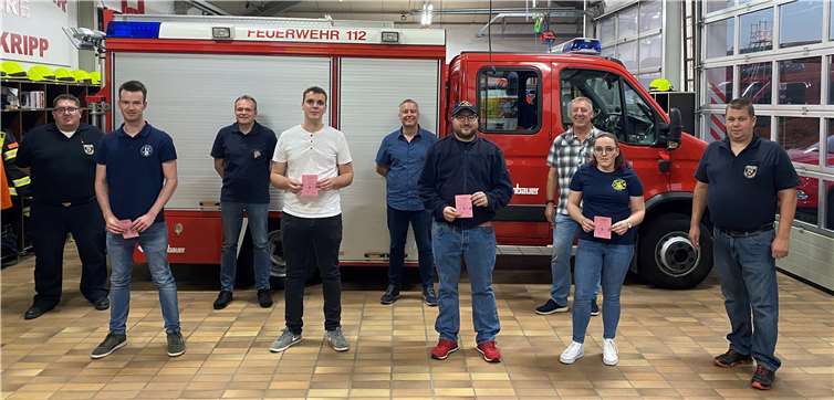 Die ersten vier Fahrtberechtigungen konnten im September übergeben werden. Foto: privat