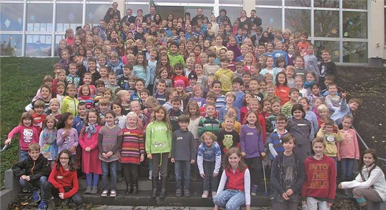 Die ersten, zweiten und dritten Klassen der Grundschule Mendig widmeten einen ganzen Tag dem Lesen.privat