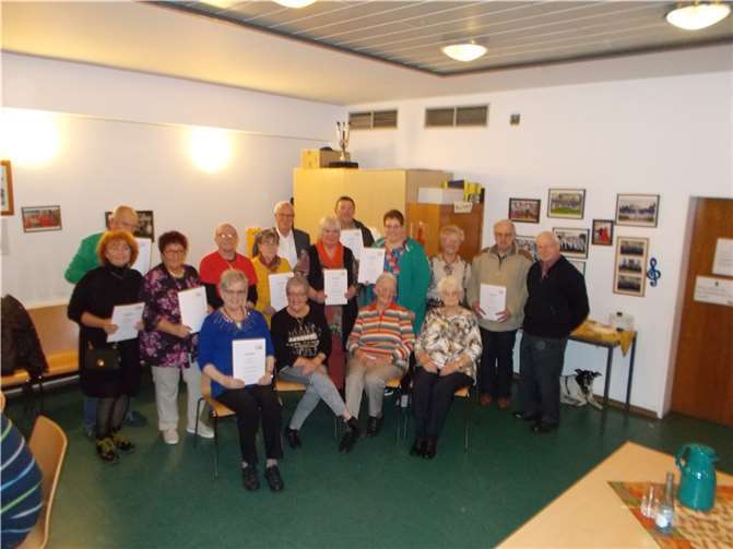 Die feierlich Geehrten.Fotos: privat