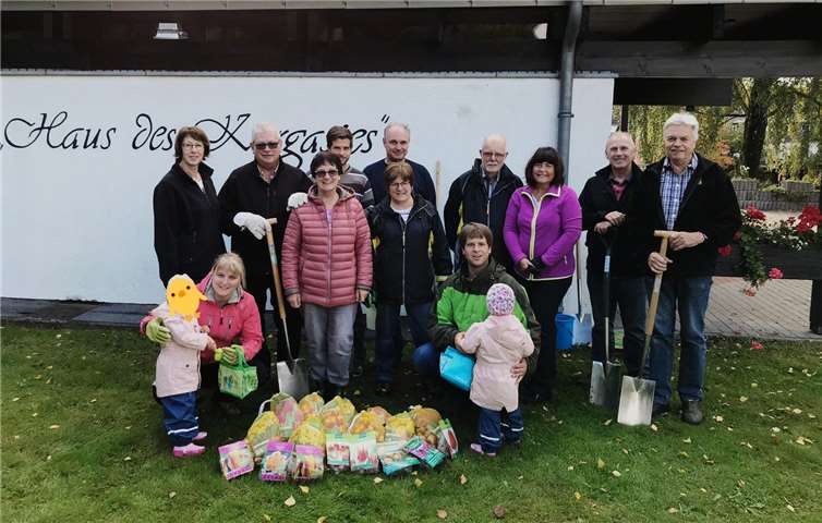 Die fleißigen Helfer der Blumenzwiebelaktion. Foto: privat