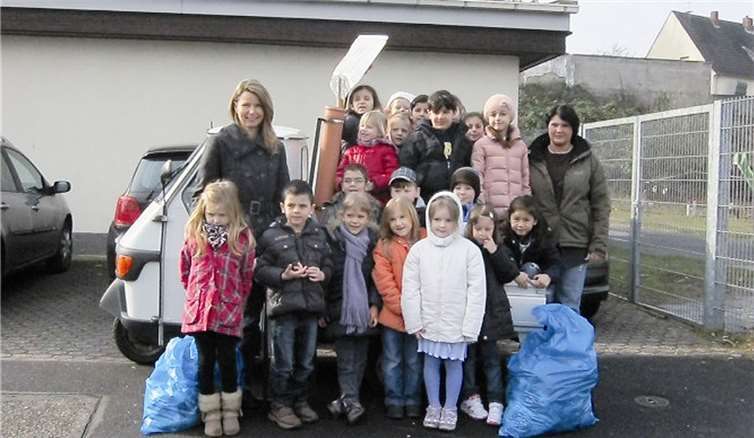 Die fleißigen Helfer sammelten jede Menge Müll und Unrat ein. privat