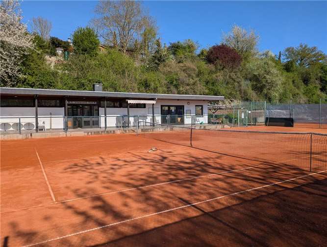 Die frisch gemachten Tennisplätze.Foto: privat