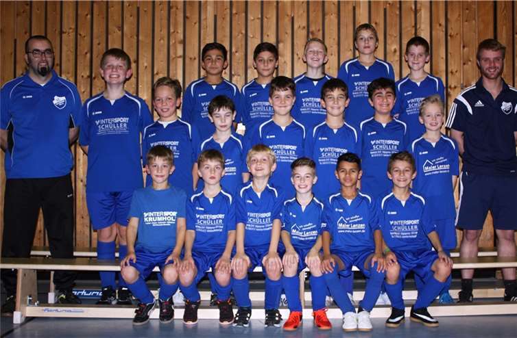 Die frisch qualifizierte E-Jugend des SC Bad Bodendorf nimmt den Wettkampfmodus nun mit ins Wintertraining.privat