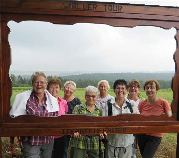 Die frohgelaunte Wandergruppe des Westerwald-Vereins, ZV Neuwied.Foto: privat