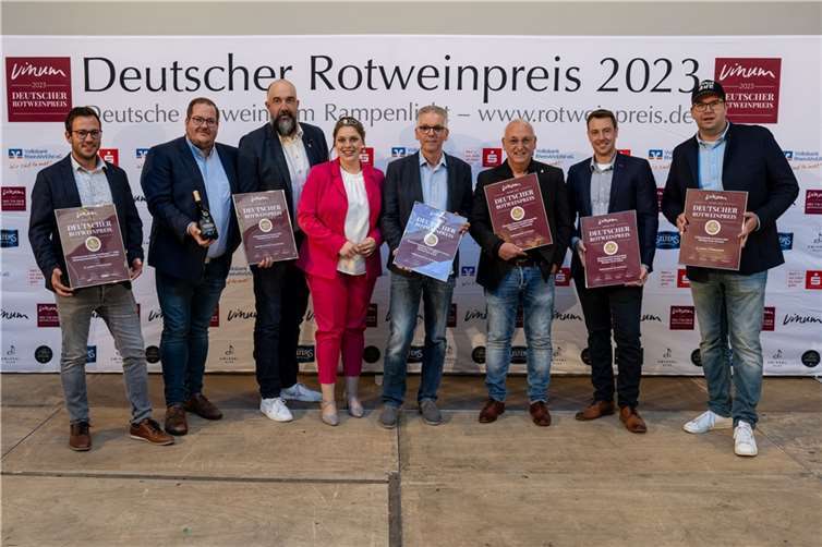 Die fünf Gewinner von der Ahr.  Foto: Jana Kay