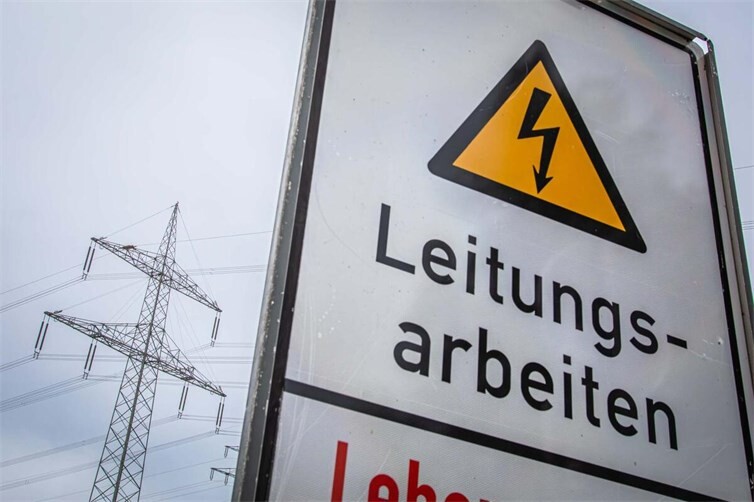 Die für Sonntag geplanten Leitungsarbeiten mit einem Helikopter bei Koblenz finden nicht statt.