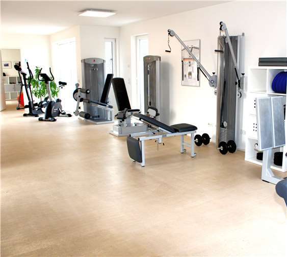 Die ganze Physiotherapie-Praxis ist hell und einladend. Fotos: -WITE-