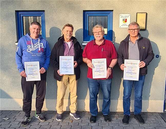 Die geehrten Ehrenmitglieder.Foto: privat
