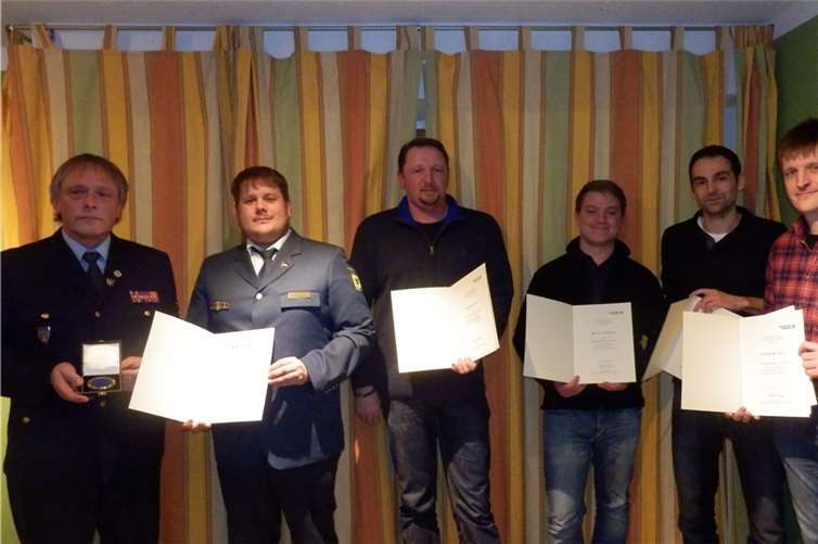 Die geehrten Helfer am jährlichen Kameradschaftstag.privat