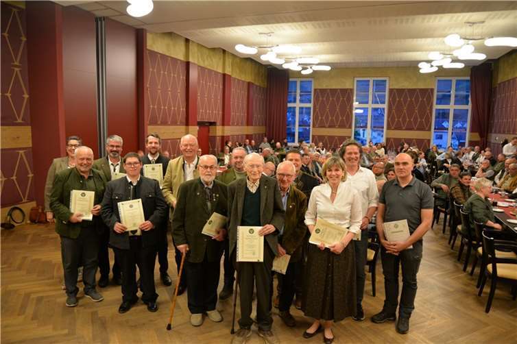 Die geehrten Mitglieder der Kreisgruppe Ahrweiler.  Fotos: L. Polch