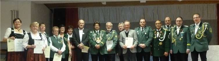 Die geehrten Schützenbrüder und -schwestern.Privat