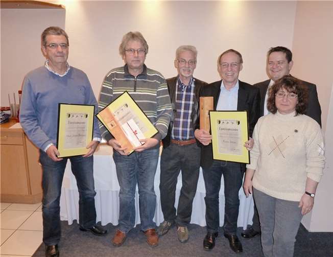Die geehrten des Abends (v.l.): Hans-Josef Betzing, Dieter Lespagnol, Winfried Altenhoven, Peter Stein, Michael Krings und Helga Hesse.privat