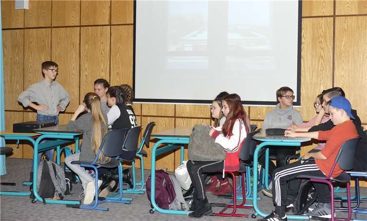 Die gemobbten Schüler/Innen haben auch im Rahmen des Unterrichts Angst, sich irgendeinem Lehrer anzuvertrauen.