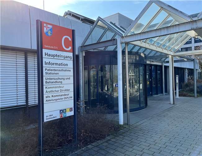 Die geplante Strukturreform könnte Konsequenzen für den in Koblenz ansässigen Sanitätsdienst und damit auch für das Bundeswehrzentralkrankenhaus und die Gesundheitsversorgung im nördlichen Rheinland-Pfalz haben. Die Bundestagsabgeordneten Josef Oster und Marlon Bröhr wollen Klarheit und haben sich nun in einem Brief an Verteidigungsminister Boris Pistorius gewandt.  Foto: Michaela Cetto & Philip Rünz/Büro Josef Oster