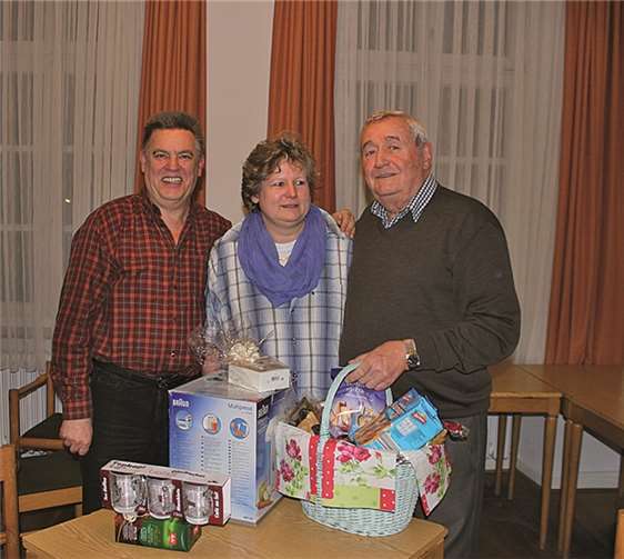 Die glücklichen Sieger des letzten Jahres (von links nach rechts): Herr Krüger, Frau Kamin und Herr Klein. privat