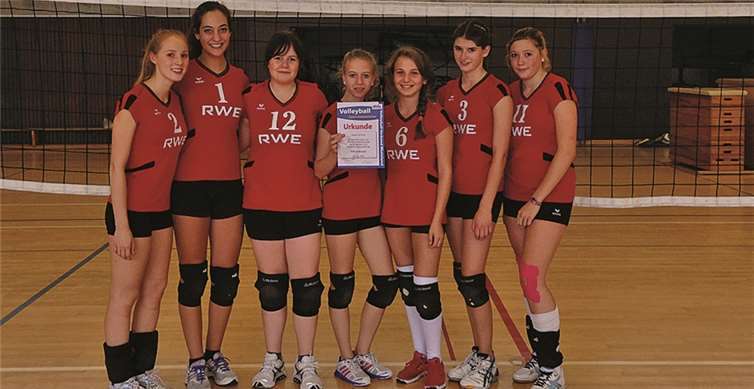 Die glücklichen Zweitplazierten: v.l.n.r. Lea Hilt, Sibel Akbey, Katharina Schwarzkopf, Jule Jax, Melina Kadiric, Miriam Sevenich und Franziska Scherer. privat