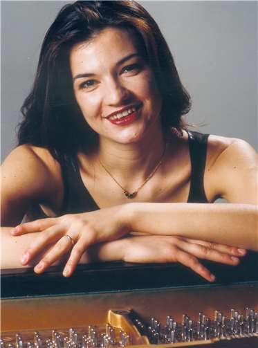 Die großartige Pianistin Nadja Bulatovic.privat