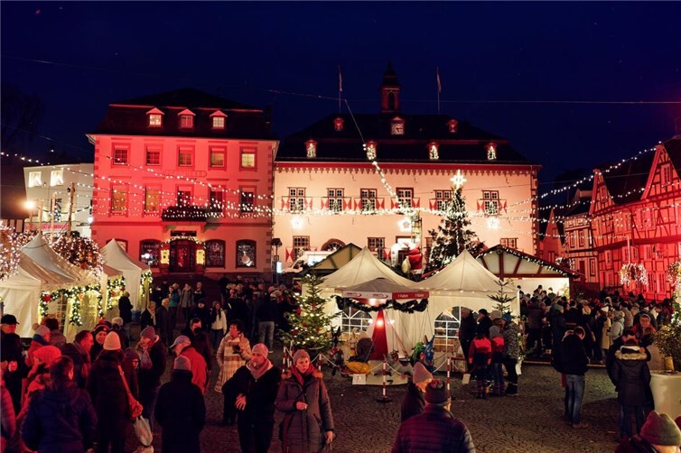 Die historische Altstadt bietet am 5. Dezember Weihnachtsflair zum Shoppen und Staunen.Foto: Stadt Linz 