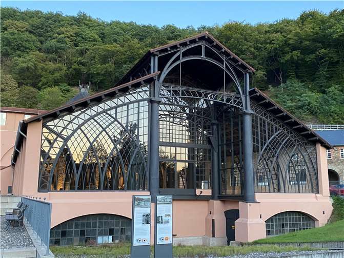Die historische Gießhalle des Denkmalareals Sayner Hütte.
