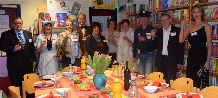 Die illustre Gruppe der Tatverdächtigen. privat