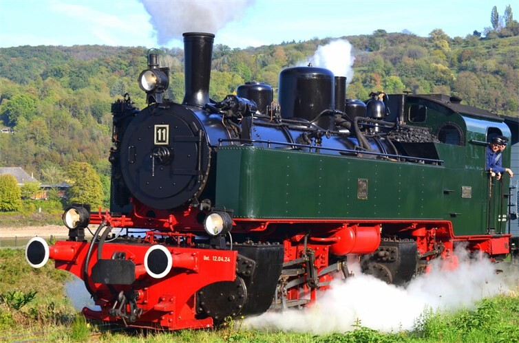 Die imponierende Dampflokomotive 11 SM der Brohltalbahn.
