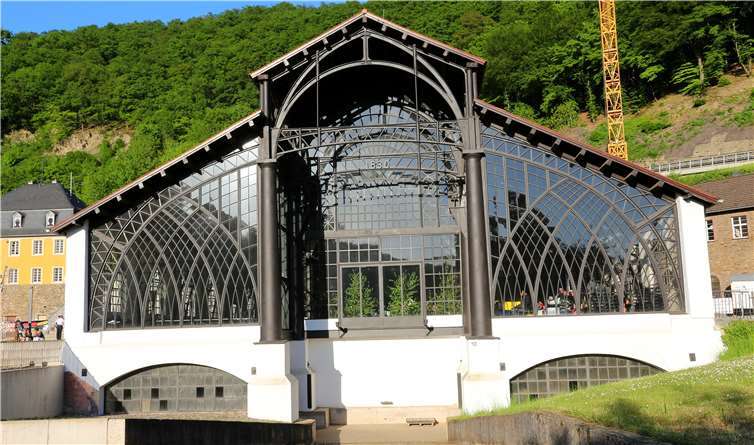 Die imposante Gießhalle der Sayner Hütte.