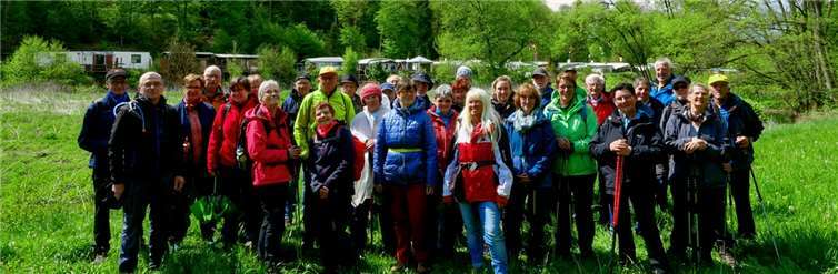 Glück gehabt und die Grenzen des Westerwaldes erwandert Die interessante Wanderung durch die grüne Frühlingsnatur begeisterte die Teilnehmer.