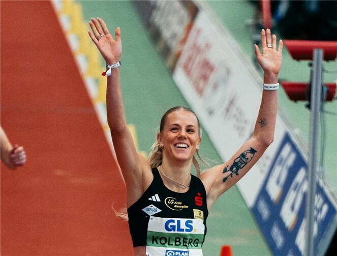 Die jubelnde Siegerin.  Foto: Sven Wagner