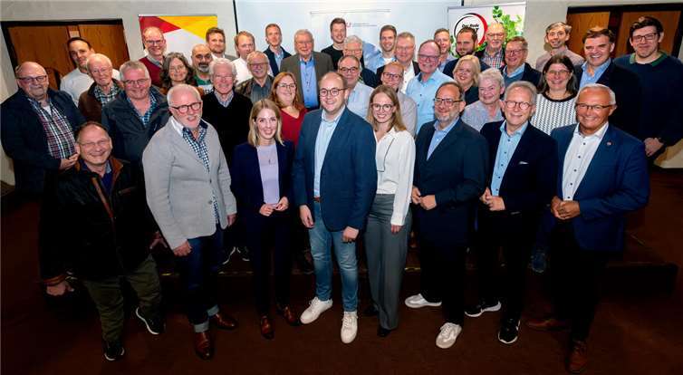 Die jüngste Mitgliederversammlung hat den 1. Beigeordneten der Verbandsgemeinde Rengsdorf-Waldbreitbach, Pierre Fischer, zu ihrem Kandidaten für die Verbandsbürgermeisterwahl 2025 nominiert.  Foto: Dieter Klaas