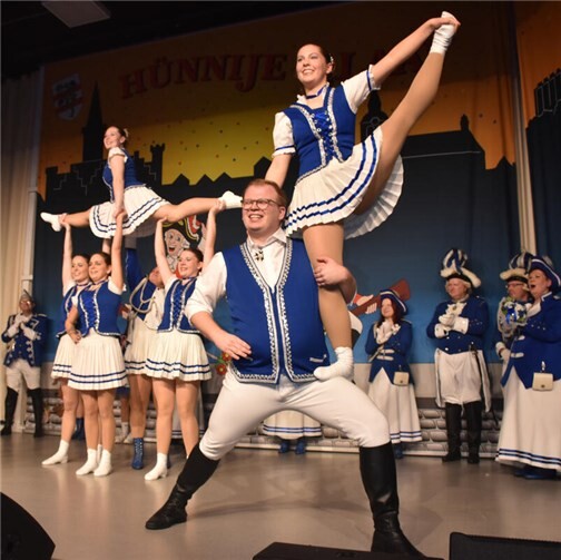Die junge Tanzgarde der Alten Garde begeisterte mit ihrem tollen Auftritt. 