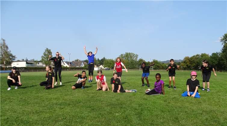 Die jungen Athleten nahmen am Weitsprung-Meeting in Sinzig teil. Foto: privat