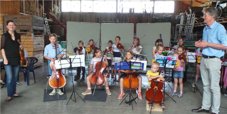 Die jungen Geigenvirtuosen der Niederbachemer Bogenflitzer.Gemeinde Wachtberg/mf