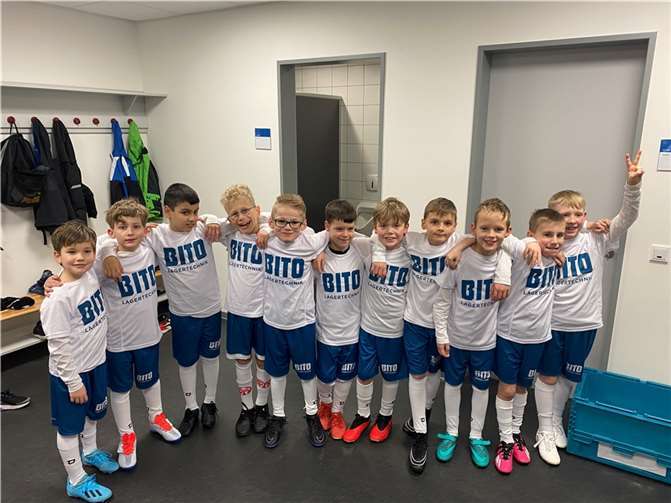 Ein unvergesslicher Tag in Mainz Die jungen Kicker in der Kabine.
