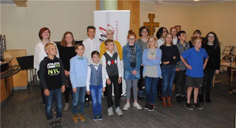 Die jungen Musiker und Musikerinnen erfreuten Gäste und Hausbewohner mit ihren Darbietungen. privat