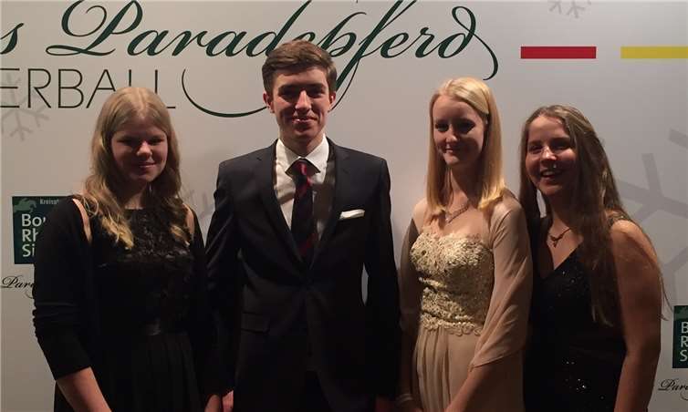 Die jungen Reiter des RV Niederbachem waren das erste Mal auf dem Ball.