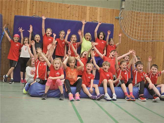 Die jungen Sportler hatten großen Spaß beim Hallen-Team-Cup in Andernach.privat