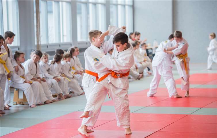 Die jungen Sportler maßen sich vereinsintern im Wettkampf. Foto: TV Cochem