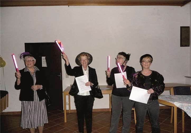 Die katholische Frauengemeinschaft „St. Luzia“ Löf beim karnevalistischen Seniorenabend. Privat