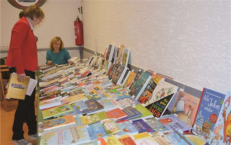 Die katholische öffentliche Bücherei zeigte eine Auswahl an Büchern.