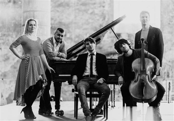 Die klassische Band „Spark“ gastiert am 11. Juli im Innenhof der Burg Namedy. Foto: Bartosch Salmanski