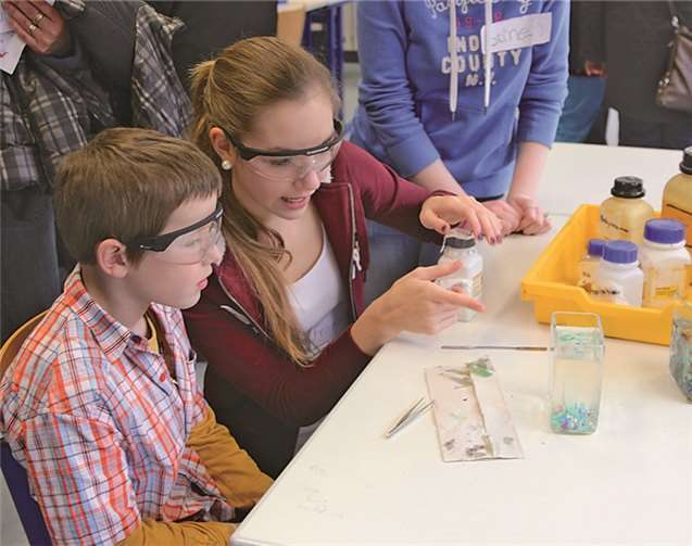 Die kleinen Forscher waren aus den naturwissenschaftlichen Räumen nicht mehr wegzubekommen. privat