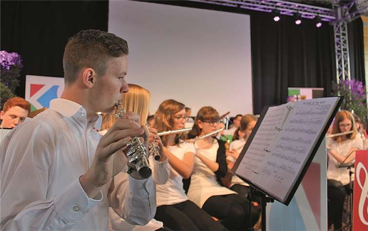 Die kleinen „Zessner (B)engel“ läuteten den Sommer ein.