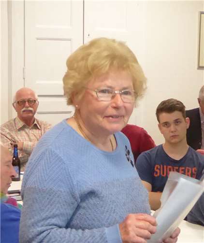 Die langjährige Leiterin derSeniorengymnastik-Gruppe,Ingrid Jeub trug ihren 35. Jahresbericht vor.