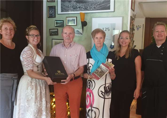 Die langjährigen Stammgästen Luc und Maria Kerkhof wurden für ihre Treue geehrt. Foto: privat