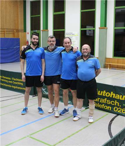 Die letztjährige 4. Herren vor ihrem letzten Meisterschaftsspiel. Foto: privat