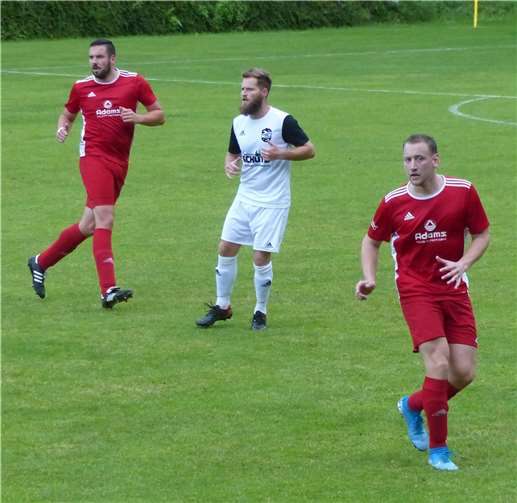 Die linke Defensivseite der SG Niederzissen/Wehr mit Nico Degen und Nico Michels. Foto: privat