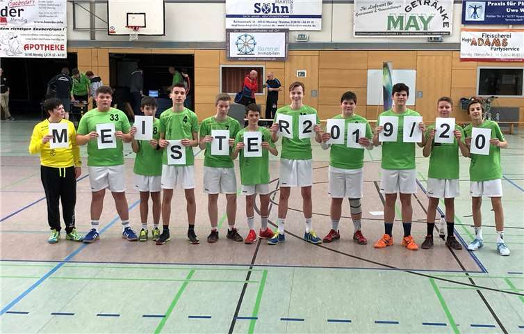 Die männliche B-Jugend belegte in der abgelaufenen Saison den 1. Platz in der Bezirksliga. Das Foto entstand vor Beginn der Kontaktbeschränkungen. Foto: privat