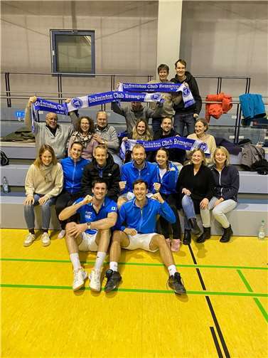 Die mitgereisten Fans in Schorndorf.  Foto: privat