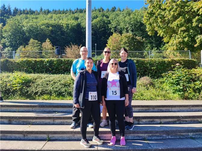 Die motivierten Läufer*innen der Stadt Mayen freuen sich auf den Start. Foto: Annalena Ritzdorf/Stadt Mayen